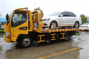 蒸湘区附近拖车救援24小时服务热线